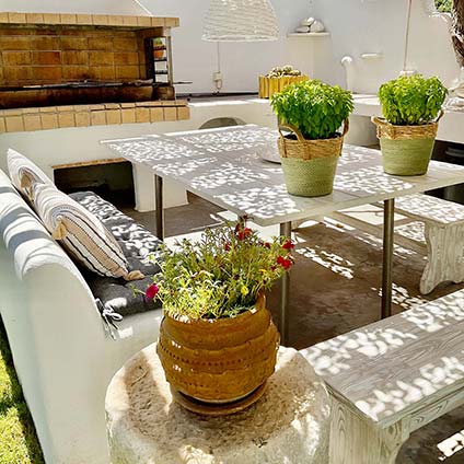 Rodia studios στην Παροικιά, ο χώρος του μπάρμπεκιου